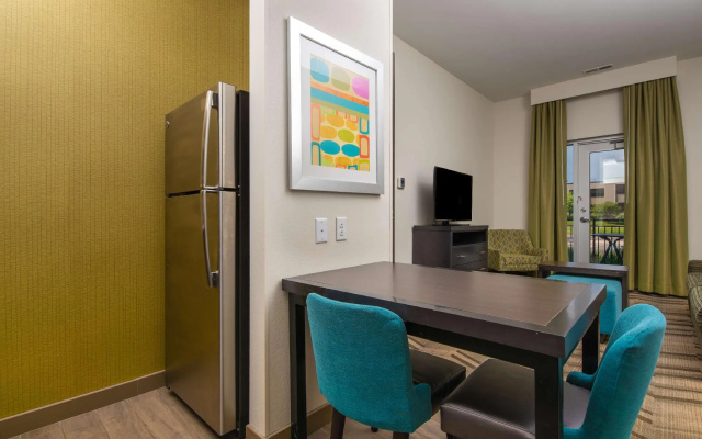 1 Bedroom Suite