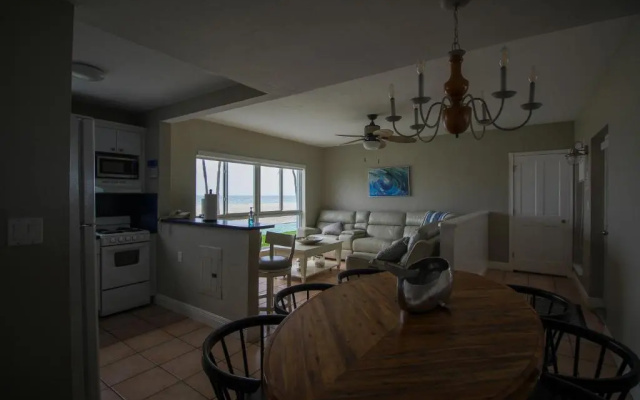 2 Bedrooms Suite