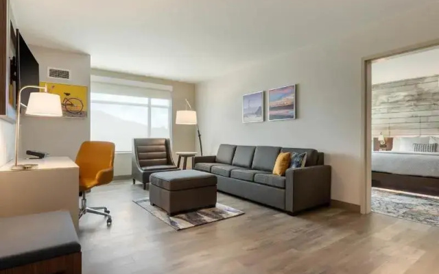 Two Room Double Suite