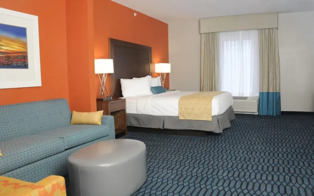 Deluxe Suite