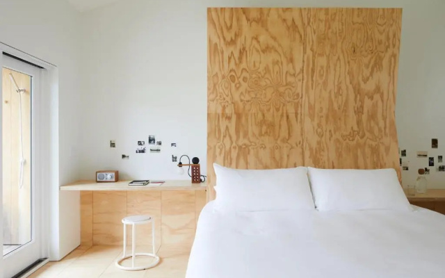Standard room with garden view