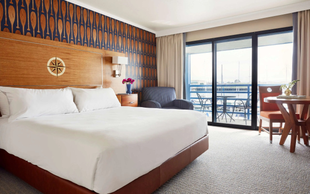 Double room with balcony and with water view