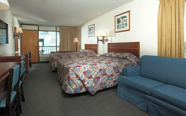 Standard Quadruple room with ocean view