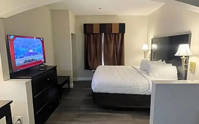 Deluxe Suite
