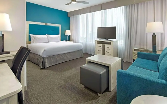1 Bedroom Suite
