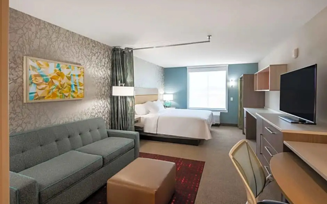 Hearing accessible Double Studio suite