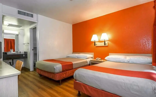 Economy room
