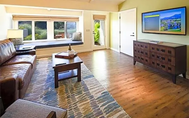 Deluxe Bungalow