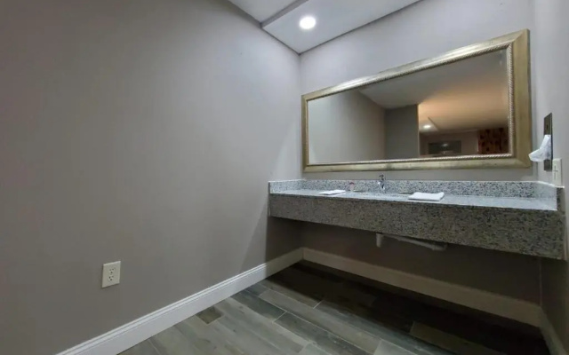 Standard Suite