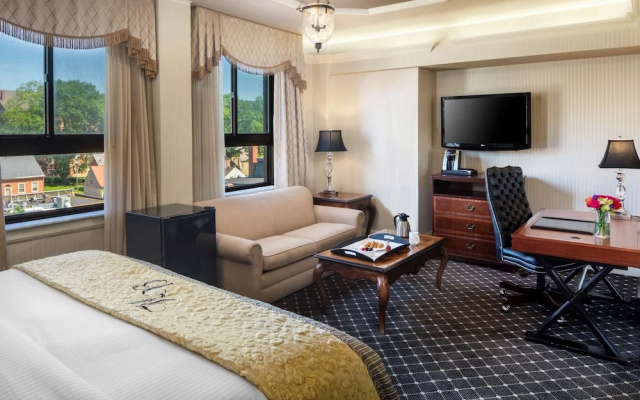 Premier room