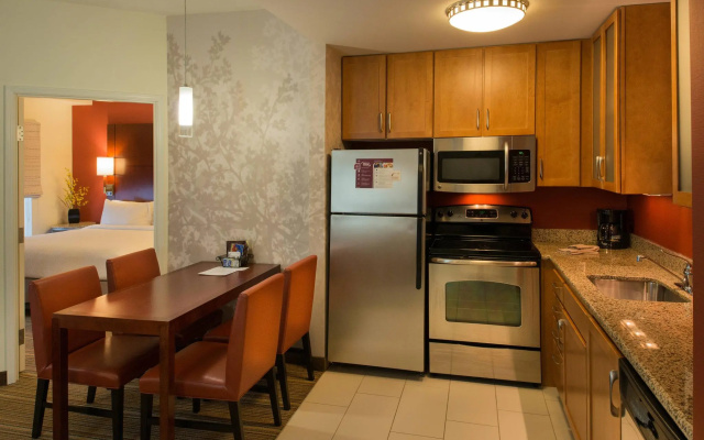 2 Bedrooms Suite