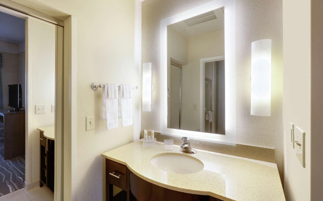 2 Bedrooms Suite