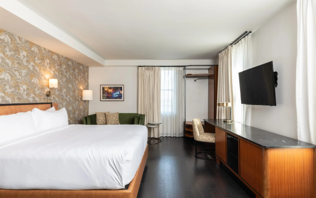 Double Suite