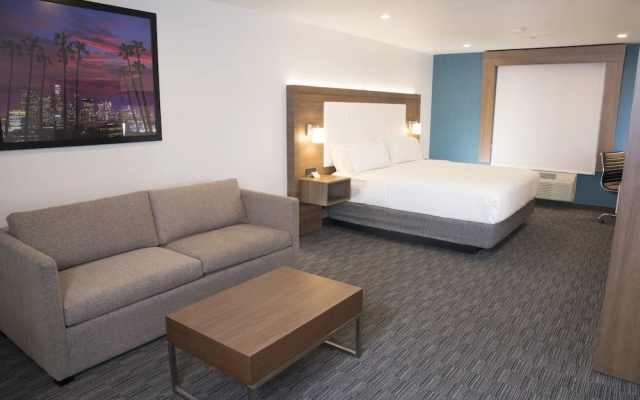 Extra Floor Space Double Suite