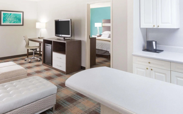 Double Suite