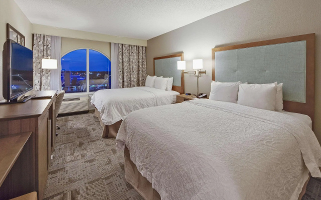Standard Quadruple room with lake view