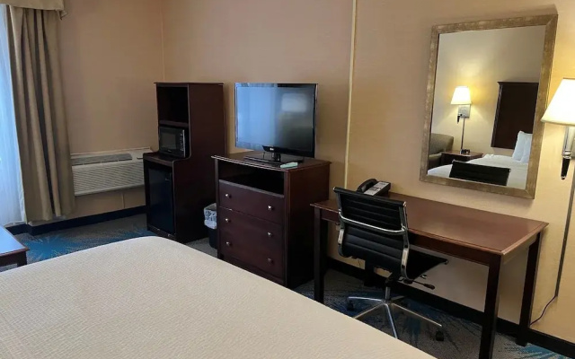 Standard Double room with lake view