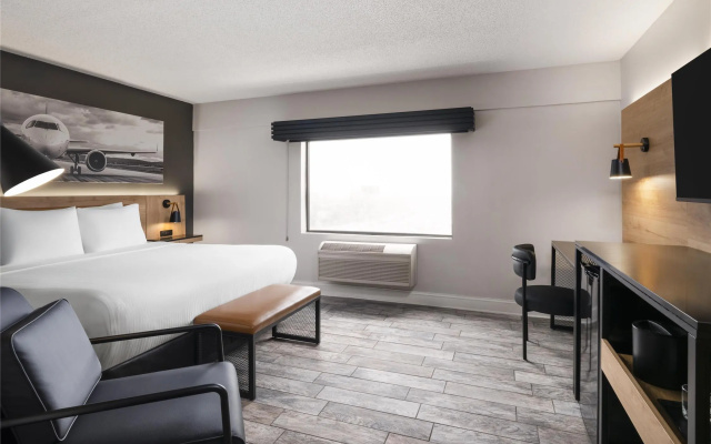 Standard Double room with city view