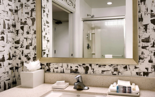 1 Bedroom Suite