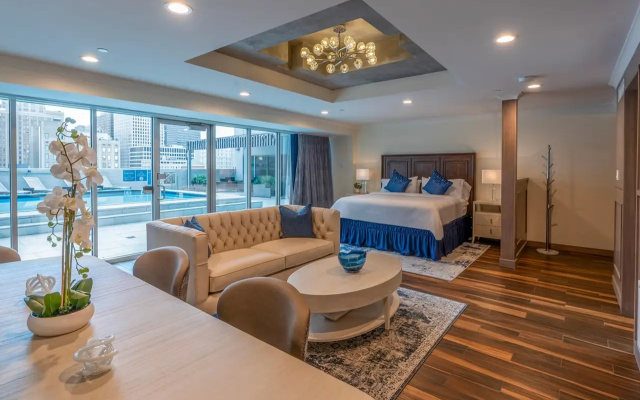 Double Suite