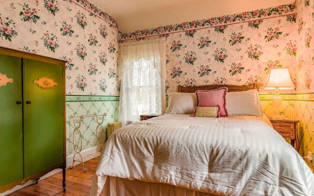 Classic room