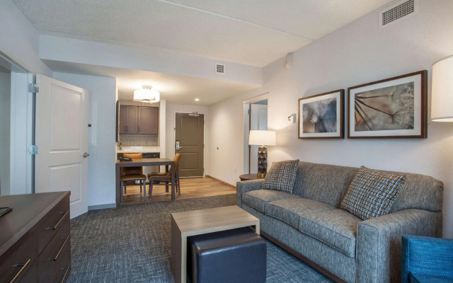2 Bedrooms Double Suite with balcony