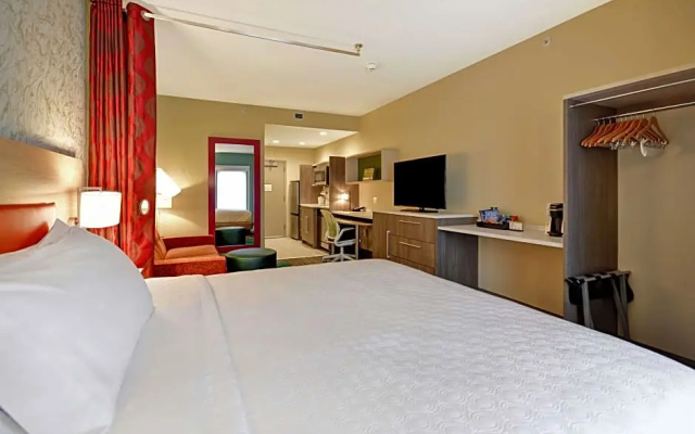 Premium Hearing Accessible Double Studio Suite with balcony