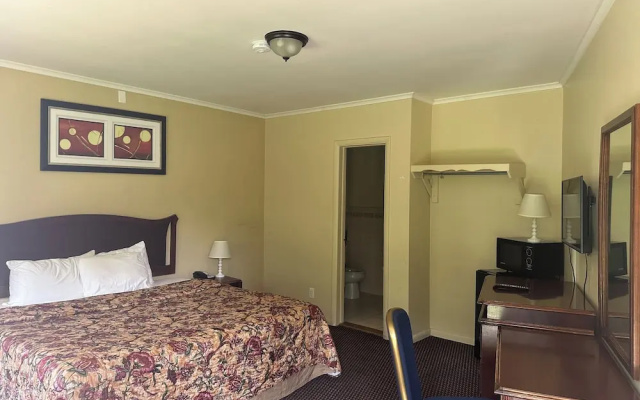 Economy room