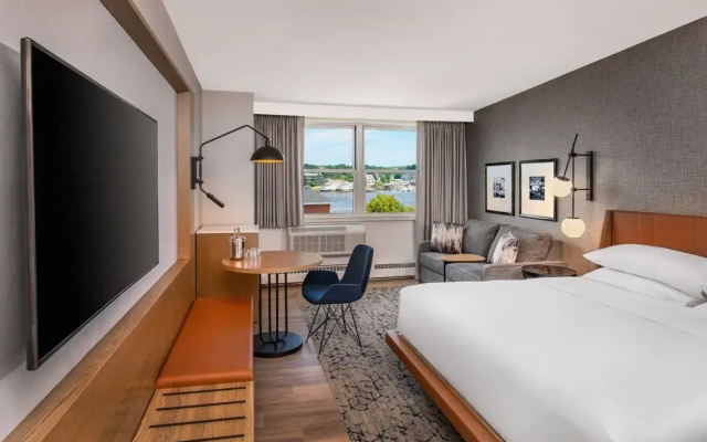 Deluxe Double Club room