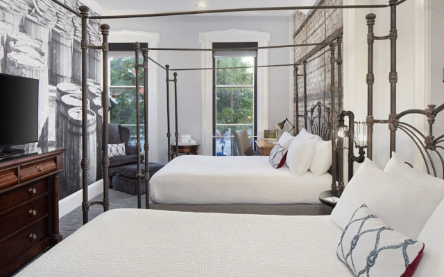Quadruple room with balcony and with river view