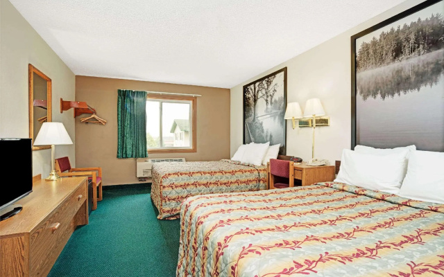 Quadruple Suite