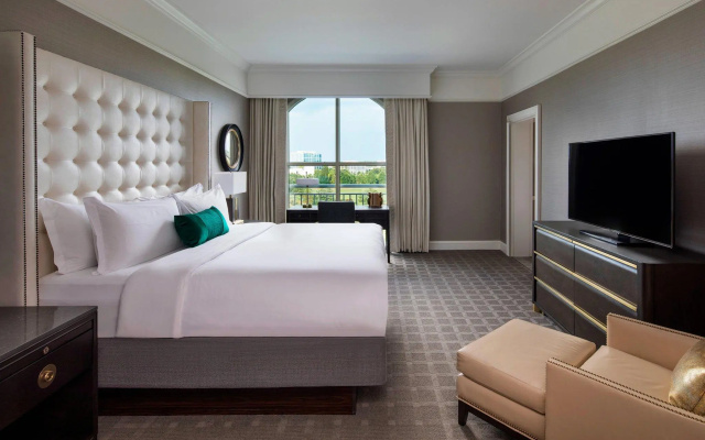 1 Bedroom Presidential Double Suite with balcony and with golf view