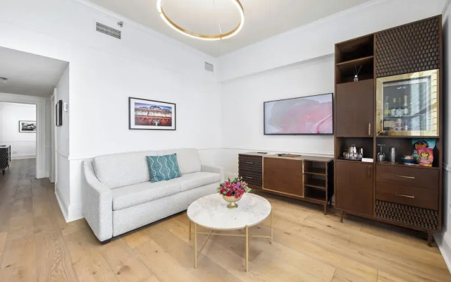 1 Bedroom Superior Quadruple Suite with courtyard view