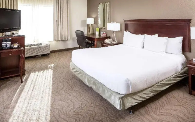 2 Bedrooms Suite