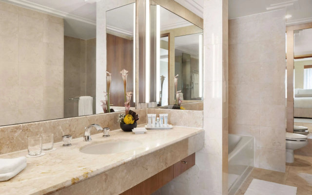 Deluxe Double Junior Suite