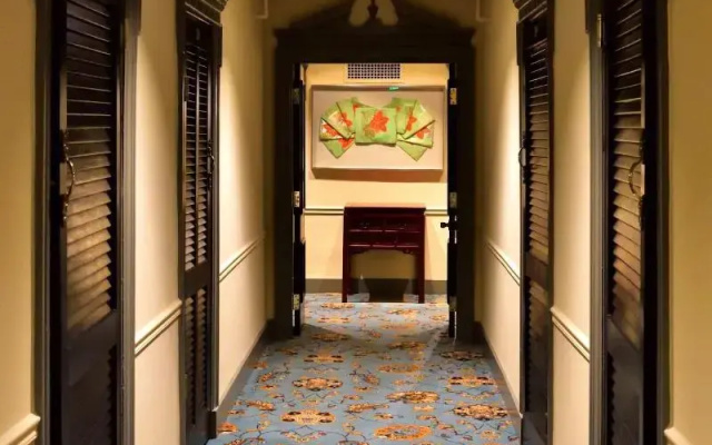 Executive room