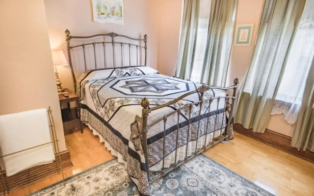 Deluxe Double Suite