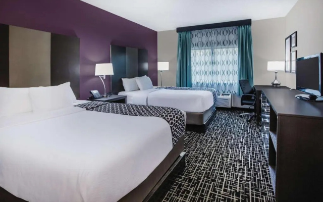 Deluxe Quadruple room