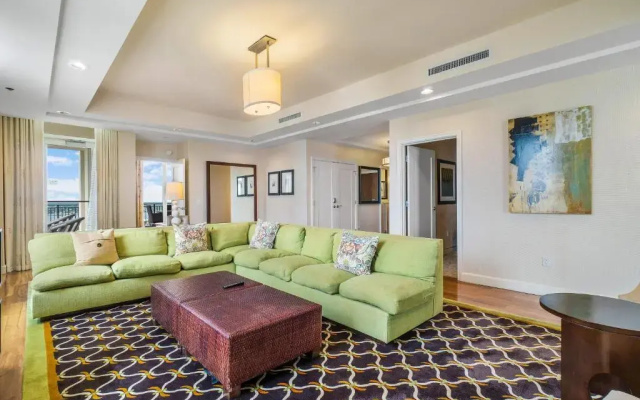 Presidential Penthouse Suite with balcony and with ocean view