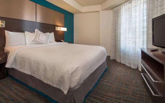 2 Bedrooms Suite