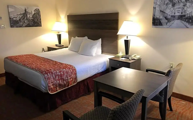 Deluxe Suite