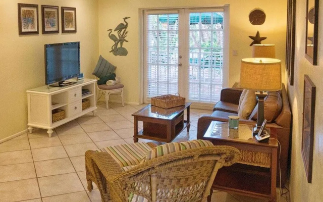 1 Bedroom Standard room with pool view
