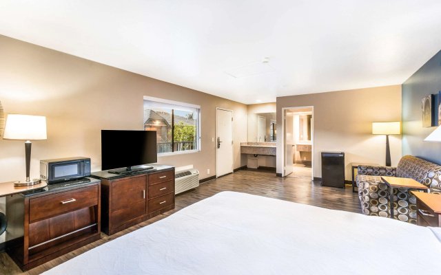 Deluxe Double Junior Suite