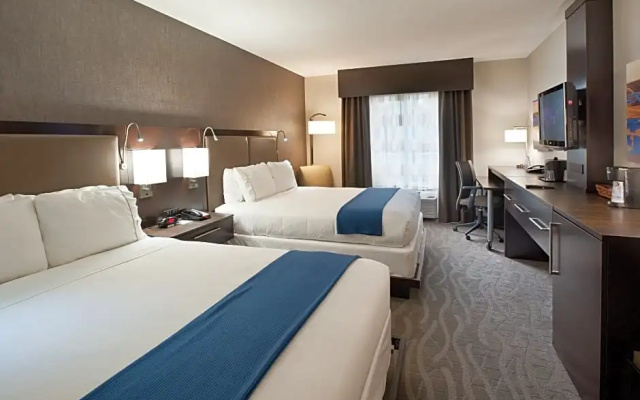 1 Bedroom Quadruple Suite