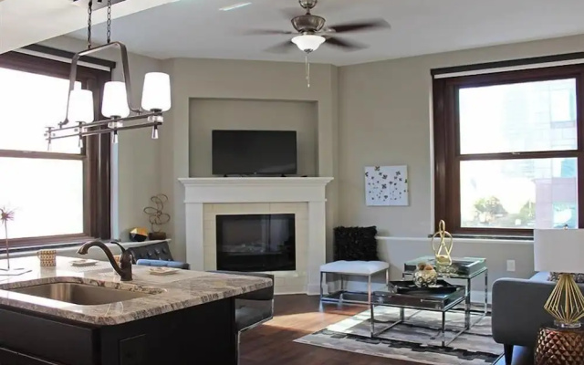 Quadruple Apartment