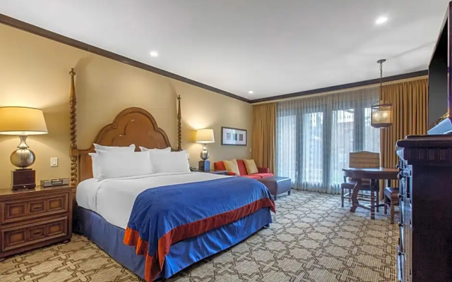 2 Bedrooms Andalusian Presidential Suite