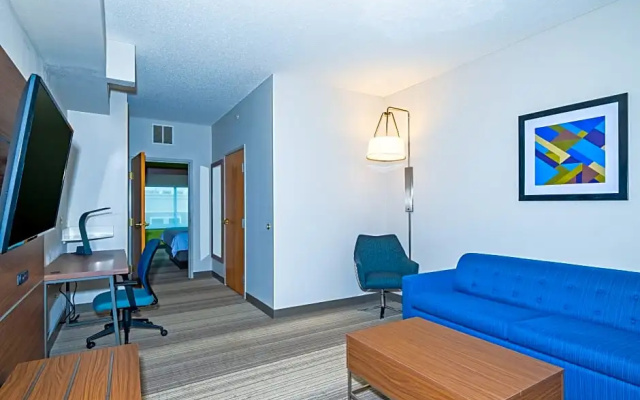 1 Bedroom Double Suite