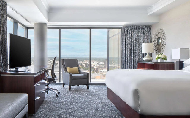 Grand Double room with river view