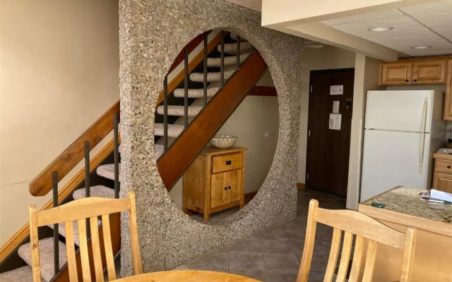 2 Bedrooms Suite