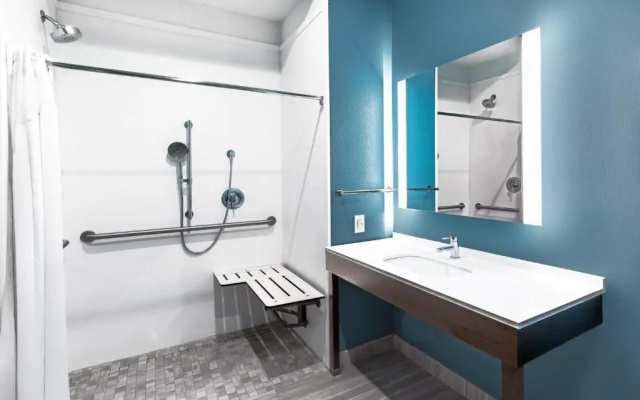 Deluxe Double Suite